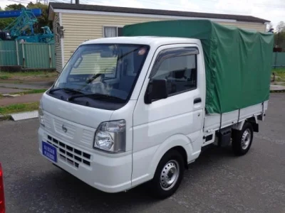 Nissan NT100 Clipper
