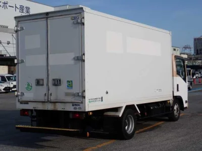 Isuzu ELF