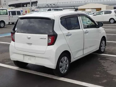 Daihatsu MIRA E S