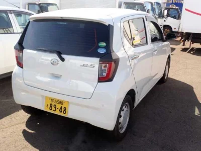 Daihatsu MIRA E S