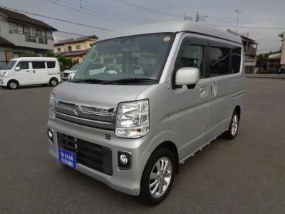 Nissan NV100 Clipper Rio
