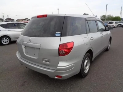 Nissan AD