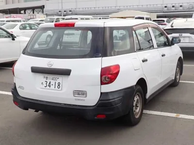 Nissan AD