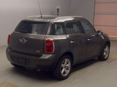 MINI Crossover
