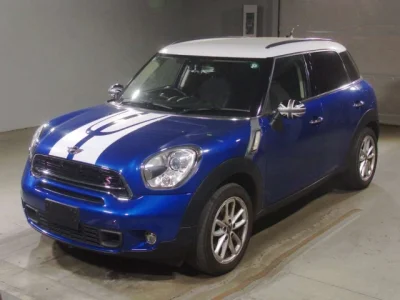 MINI Crossover