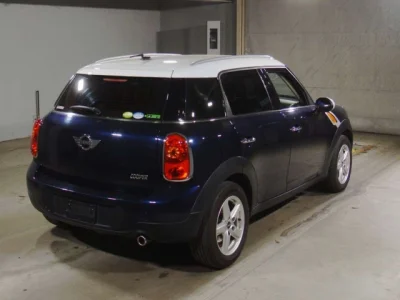 MINI Crossover