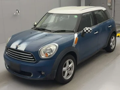 MINI Crossover