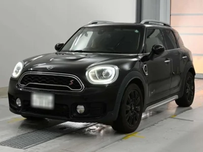 MINI Crossover