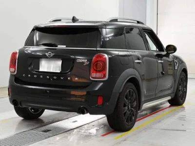 MINI Crossover