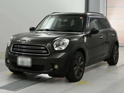 MINI Crossover