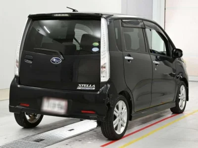 Subaru STELLA