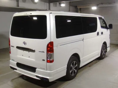 Toyota HiAce Van