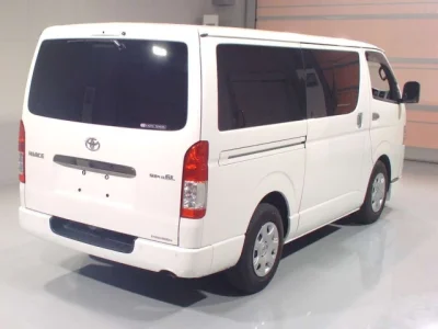 Toyota HiAce Van