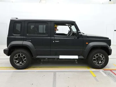 Suzuki JIMNY NOMADE