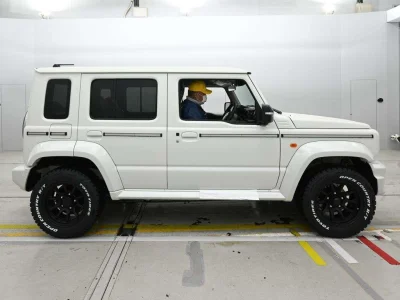 Suzuki JIMNY NOMADE