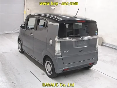 Honda N BOX SLASH
