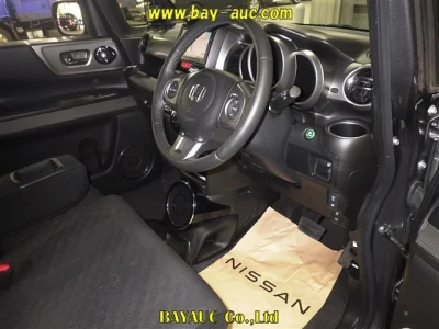Honda N BOX SLASH