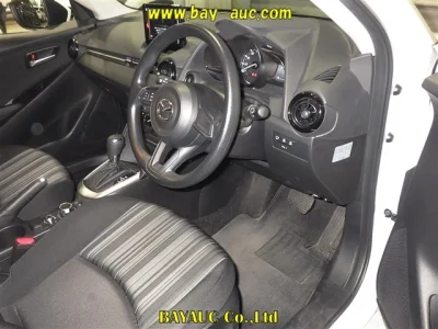 Mazda Mazda2