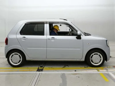Daihatsu Mira Tocot