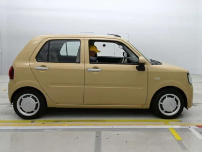 Daihatsu Mira Tocot