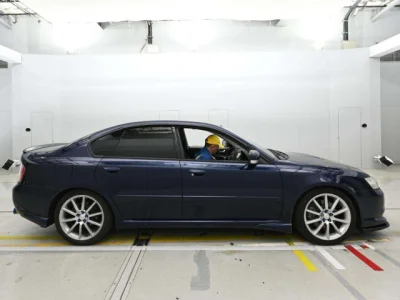 Subaru LEGACY B4