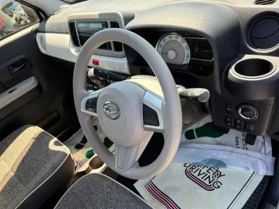 Daihatsu Mira Tocot
