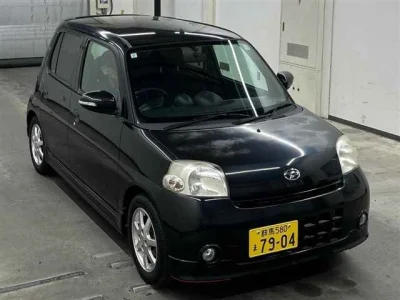 Daihatsu Esse