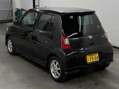 Daihatsu Esse
