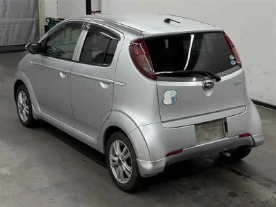 Subaru R2