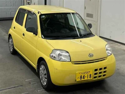 Daihatsu Esse