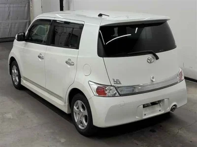 Toyota bB