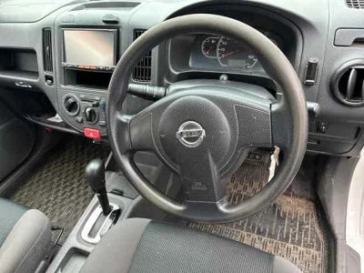 Nissan AD