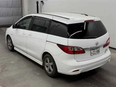 Nissan LAFESTA