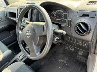 Nissan AD