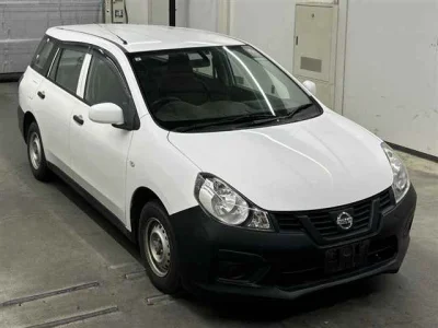 Nissan AD