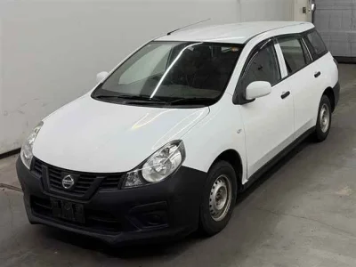 Nissan AD
