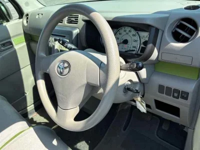 Toyota Pixis Space