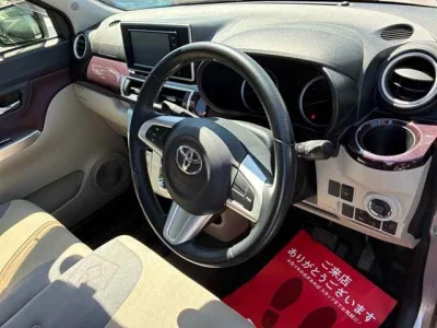 Toyota Pixis Joy