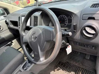 Nissan AD