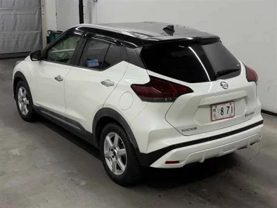 Nissan KICKS