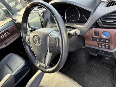 Toyota Esquire