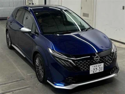 Nissan AURA