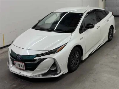 Toyota Prius PHV