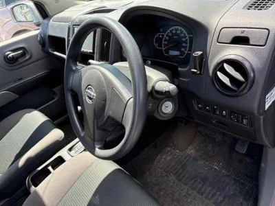 Nissan AD