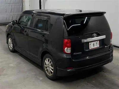 Toyota Corolla Rumion