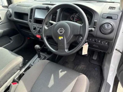Nissan AD