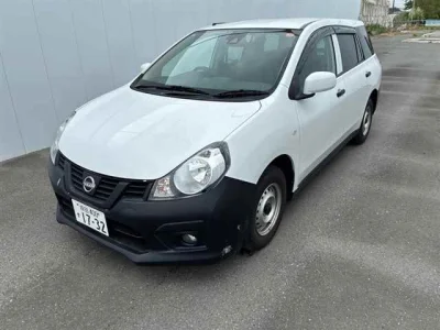 Nissan AD