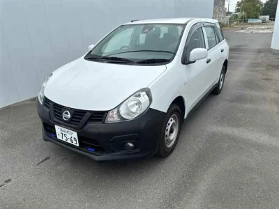Nissan AD