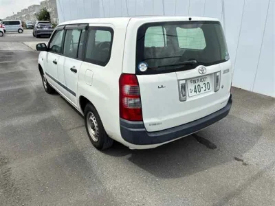 Toyota Succeed