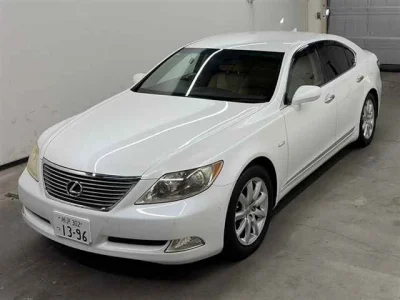 Lexus LS460L